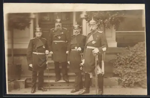 Foto-AK Hamm i. W., Vaterländische Festspiele 1910, Männer in Uniformen