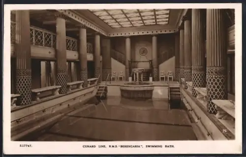 AK Passagierschiff RMS Berengaria, Swimming Bath