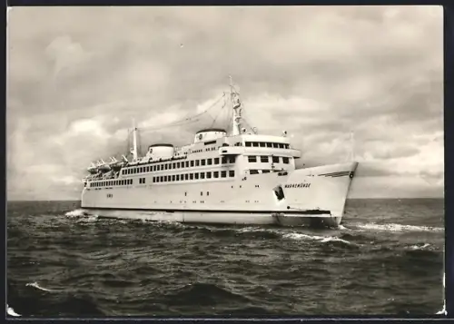 AK Passagierschiff MS Warnemünde in Fahrt