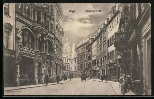 AK Riga, Passanten in der Kaufstrasse