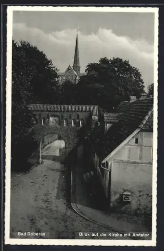 AK Bad Doberan, Blick auf die Kirche mit Amtstor