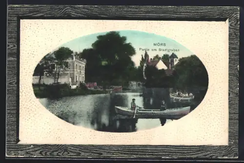 AK Moers, Ruderbootpartie im Stadtgraben