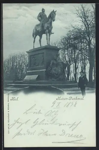 Mondschein-AK Kiel, Das Kaiser-Denkmal