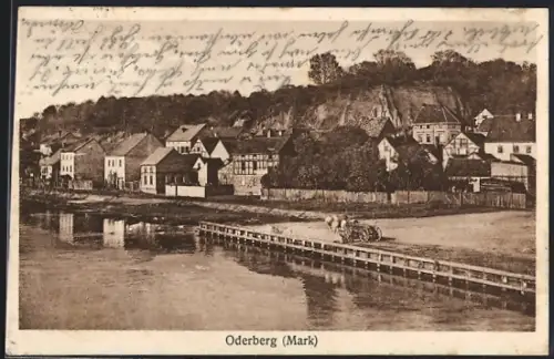 AK Oderberg /Mark, Uferpartie im Ort
