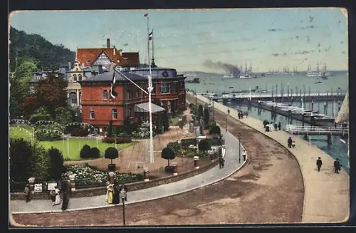 AK Kiel, Kaiserliches Yachtklub-Gebäude, Strandpromenade, Kriegshafen