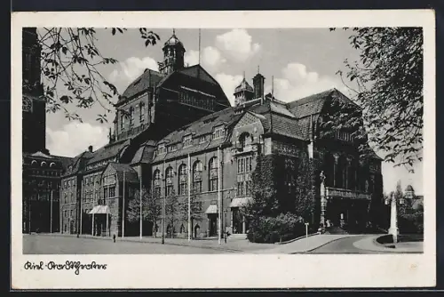 AK Kiel, Stadttheater mit Denkmal