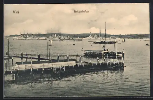 AK Kiel, Kriegshafen, Schiffe, Hafenanlagen