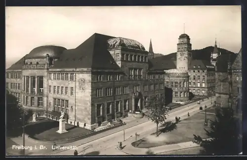 AK Freiburg i. Br., Universität mit Strasse aus der Vogelschau