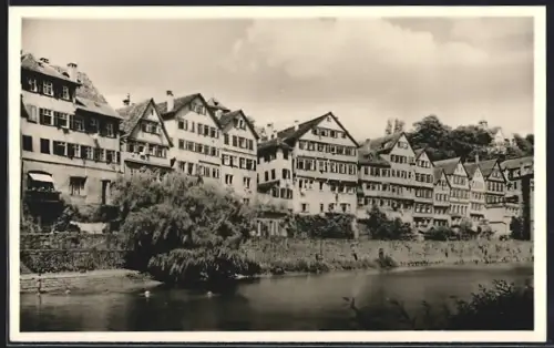AK Tübingen, Am Neckar, Fachwerkhäuser am Flussufer
