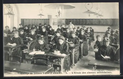 AK Arras, Collège de Jeunes Filles, L`Etude des classes secondaires