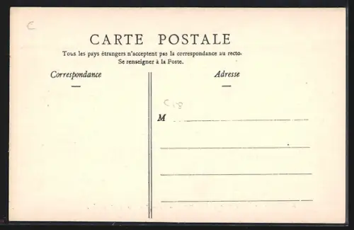 AK Arras, Collège de Jeunes Filles, La Cour d`entrée