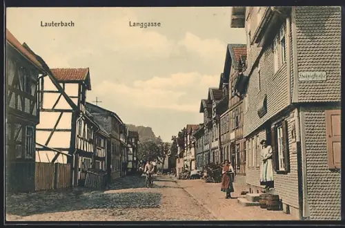 AK Lauterbach / Hessen, Partie in der Langgasse Ecke Hainigstrasse