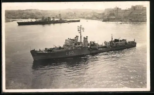 Fotografie Joseph Pavia, Valletta, Royal Navy Kriegsschiff HMS Bleasdale L50