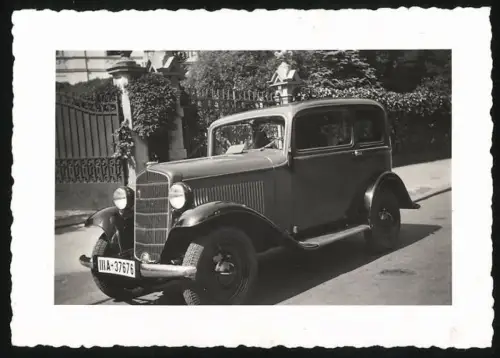 Fotografie Auto Opel mit Kennzeichen: IIIA-37676, 1937