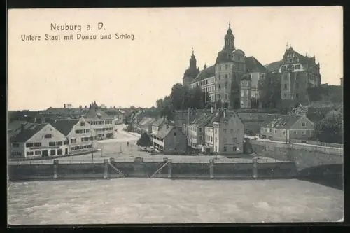 AK Neuburg a. D., Untere Stadt mit Donau und Schloss
