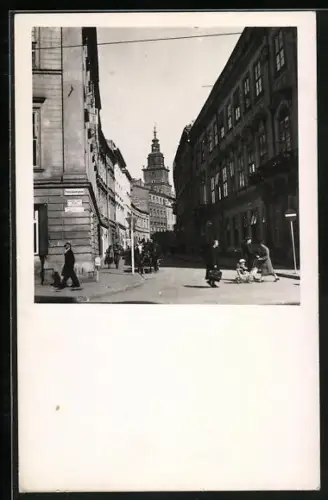 AK Krakau, Franziskanergasse, Strassenecke mit Turmblick