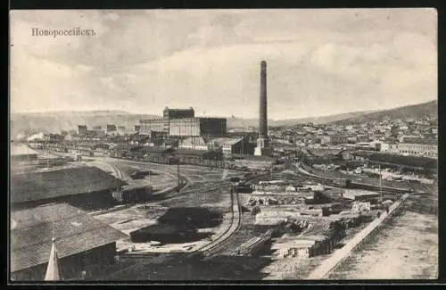 AK Noworossijsk, Ortsansicht mit Fabrikgelände
