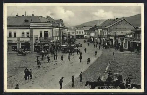 AK Chust, Namesti