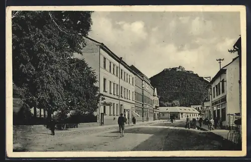 AK Chust, Posta, krajsky soud a hrad