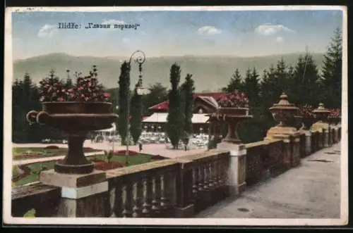 AK Hidze, Promenade mit Cafe