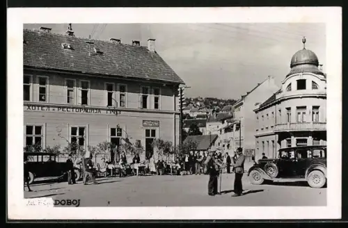 AK Doboj, Strassenpartie mit Hotel
