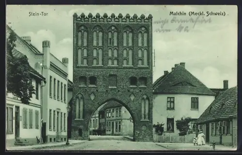 AK Malchin, Strassenpartie am Stein-Thor