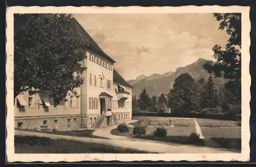 AK Füssen, Bezirkskrankenhaus und Kurheim, Garten im Sonnenschein