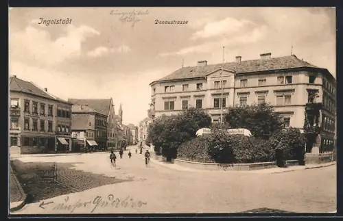 AK Ingolstadt, Donaustrasse mit Hotel