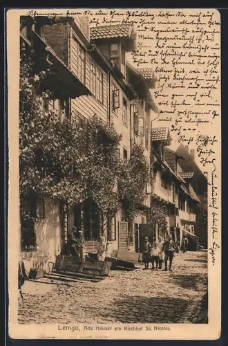 AK Lemgo, Alte Häuser am Kirchhof St. Nicolai