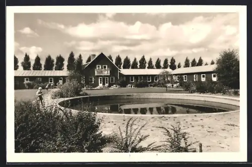 AK Cloppenburg i. O., Schwedenheim mit Teich