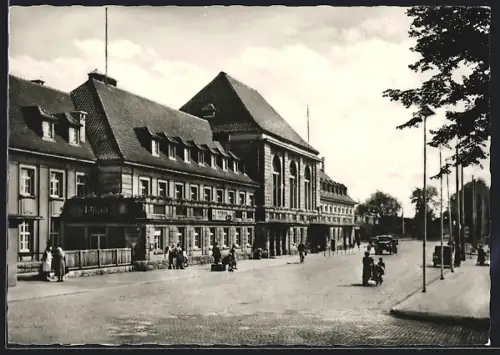 AK Weimar / Thüringen, Hauptbahnhof mit Mitropa-Gaststätte