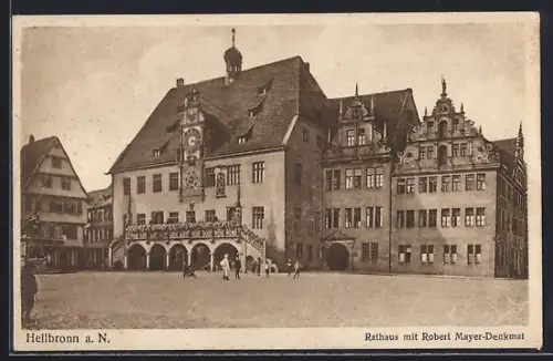AK Heilbronn a. N., Rathaus mit Robert Mayer-Denkmal