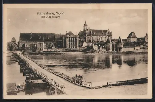 AK Marienburg /W.-Pr., Flusspartie an der Marienburg
