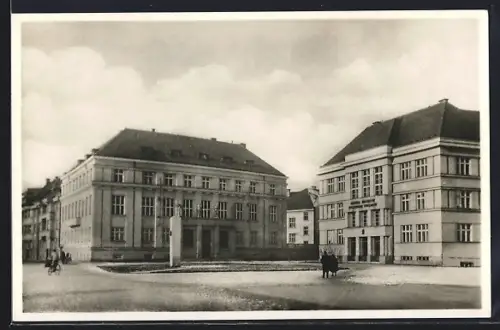 AK Uzhorod, Financní riditelství a Národni Banka