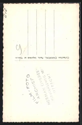 AK Schauspielerin Madeleine Sologne mit geschminkten Augen