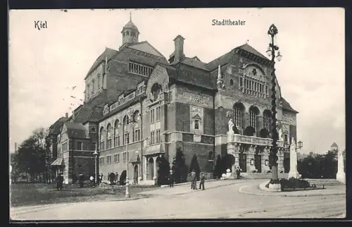 AK Kiel, Strassenpartie am Stadttheater