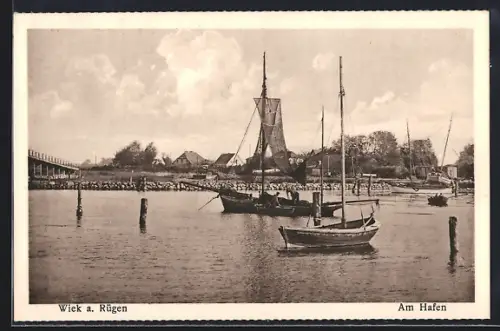 AK Wiek / Rügen, am Hafen
