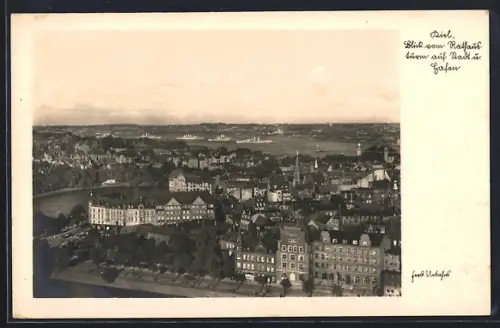 AK Kiel, Blick vom Rathaus über Stadt und Hafen