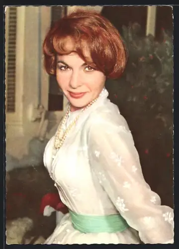 AK Schauspielerin Francoise Arnoul in durchsichtigem Kleid