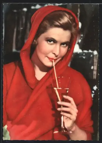 AK Schauspielerin Johanna Matz mit rotem Cape