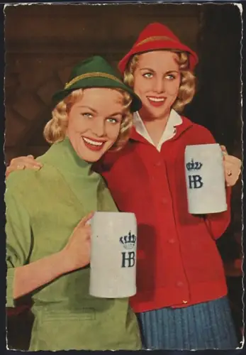 AK Portrait der Zwillinge Alice und Ellen Kessler mit Masskrügen