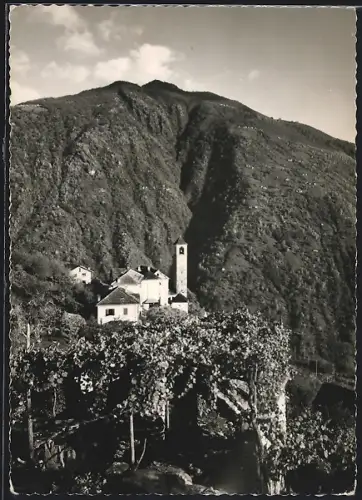 AK Mergoscia, Ortspartie mit Berg
