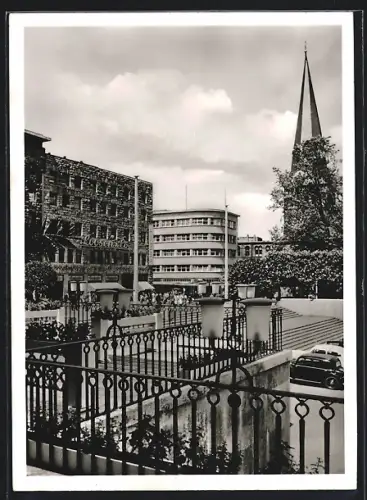 AK Essen, Burgplatz mit Geschäften