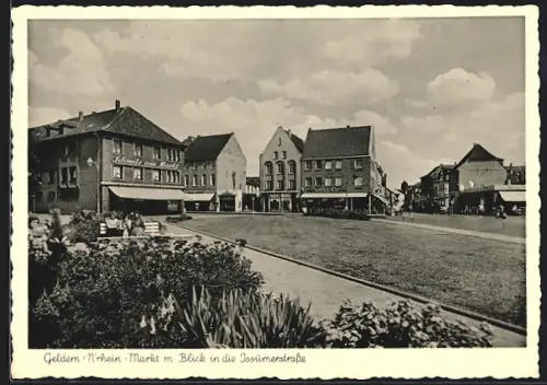 AK Geldern / Niederrhein, Markt mit Blick in die Issumerstrasse, Ladengeschäft Schmitz am Markt