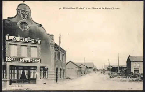 AK Croisilles, Place et la Rue d`Arras