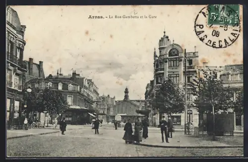 AK Arras, La Rue Gambetta et la Gare