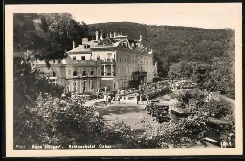 Fotografie Ansicht Wien, Autos vor dem Schlosshotel Cobenzl