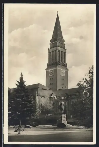 AK Kiel, Blick auf den Rathausturm