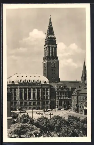 AK Kiel, Gesamtansicht vom Rathaus