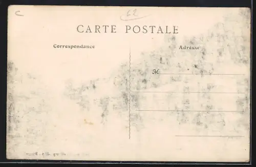 AK Fruges /P.-de-C., Rue de l`Église animée avec habitants et commerces